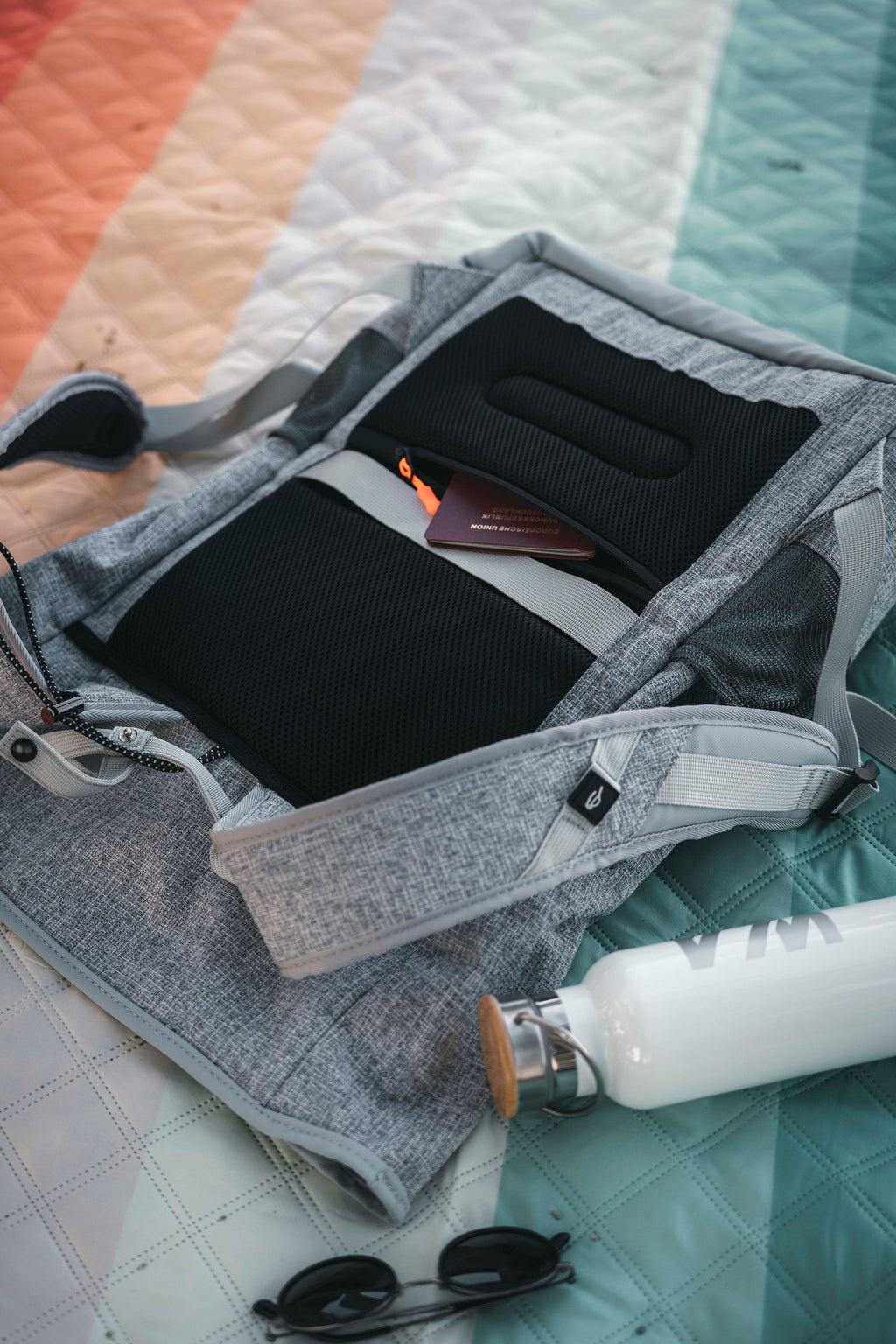 Rolltop Rucksack/ Wickelrucksack mit Henkeln, grau, 28L