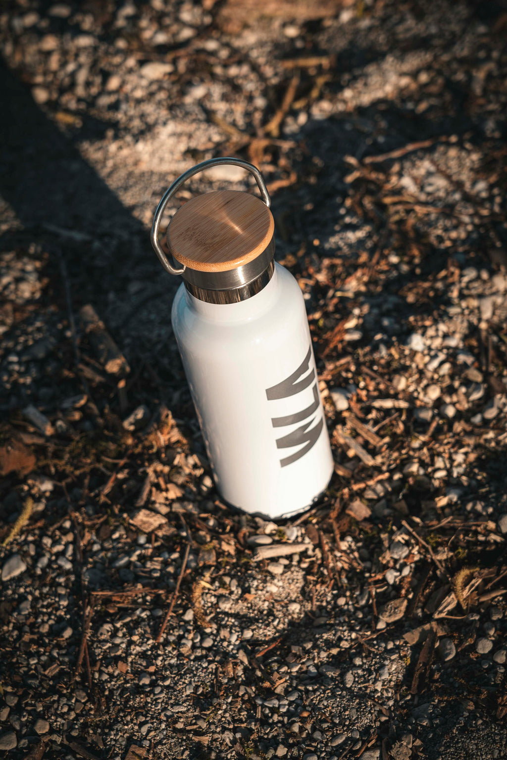 Trinkflasche, doppelwandige Isolierflasche 500ml, weiß